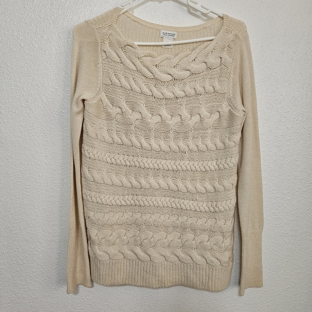 Club Monaco cable knit design Italian Cashmere sweater size medium